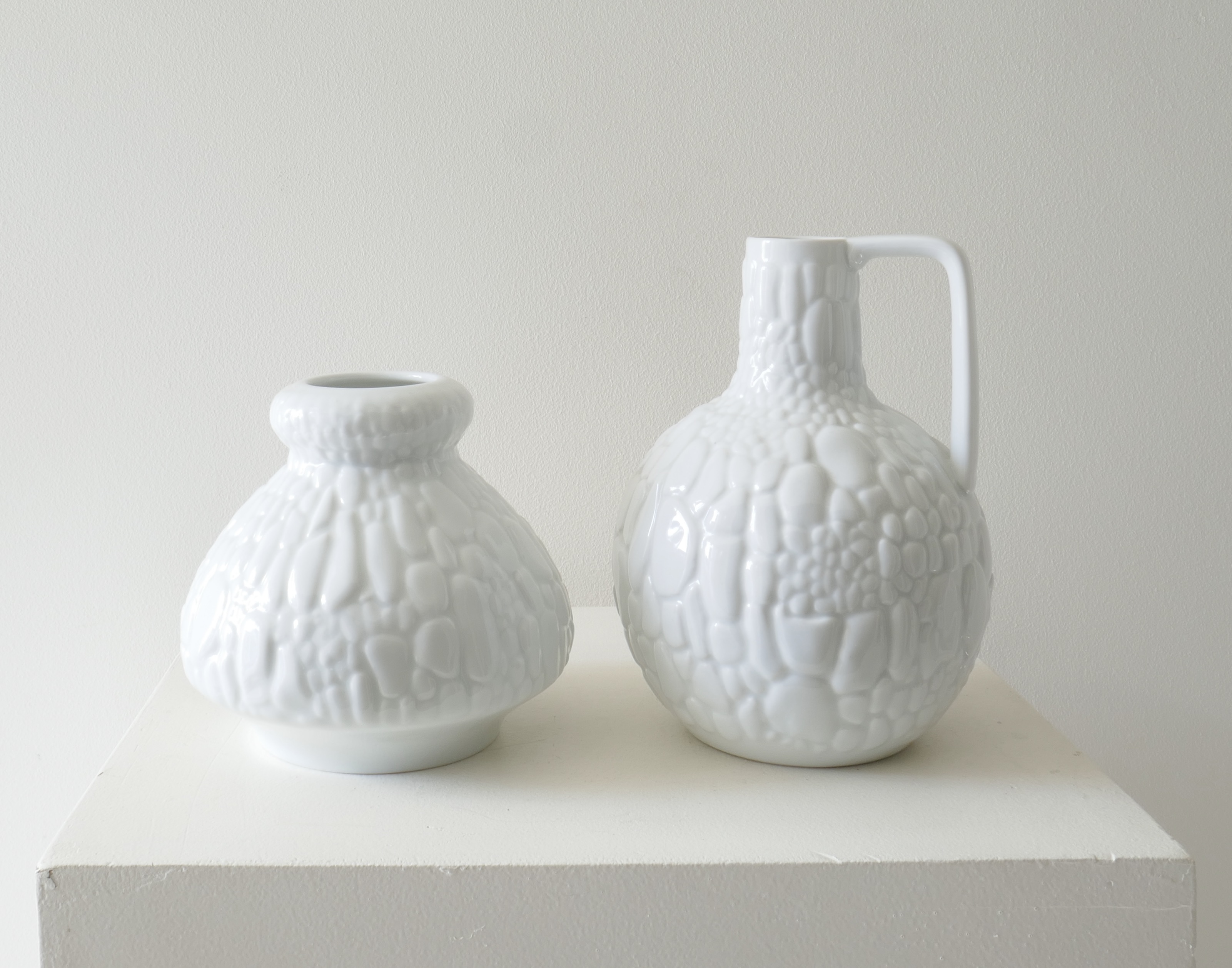 Set of 2 White Porcelain Vases by Kaiser, Germany, 1970s