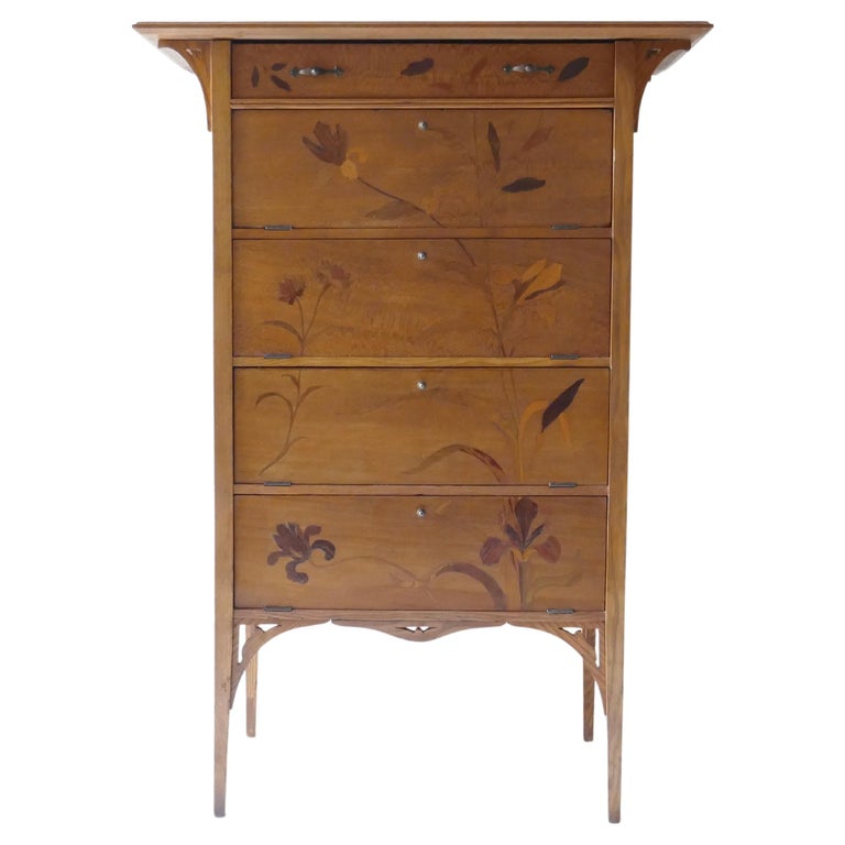 Sold - Art Nouveau Ash Wood Chest of Drawer in the Style of Louis Majorelle, France